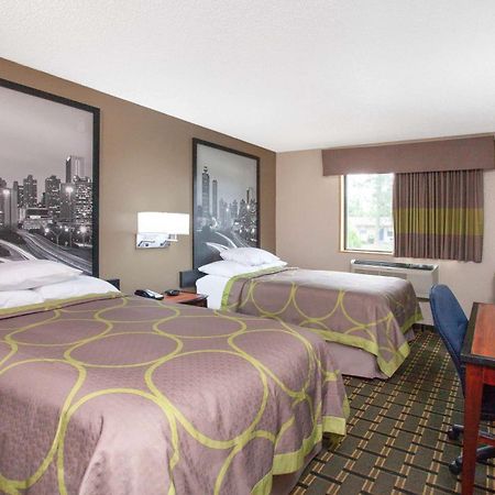 Super 8 By Wyndham Waycross Ga Motel Buitenkant foto